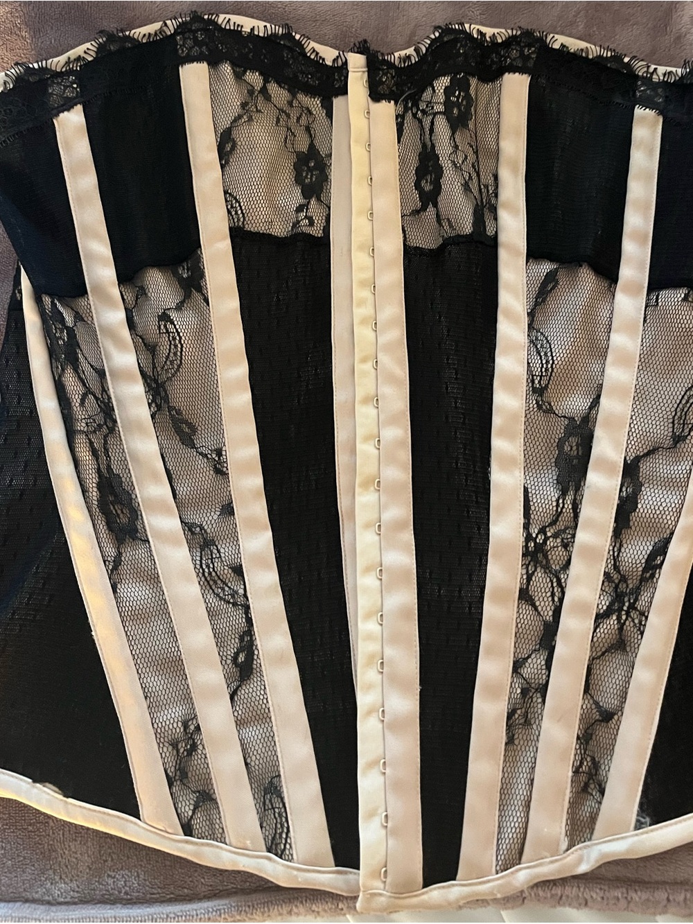 Charlotte Russe Black and Cream Lace Stripe Corset Bustier see measurements in p